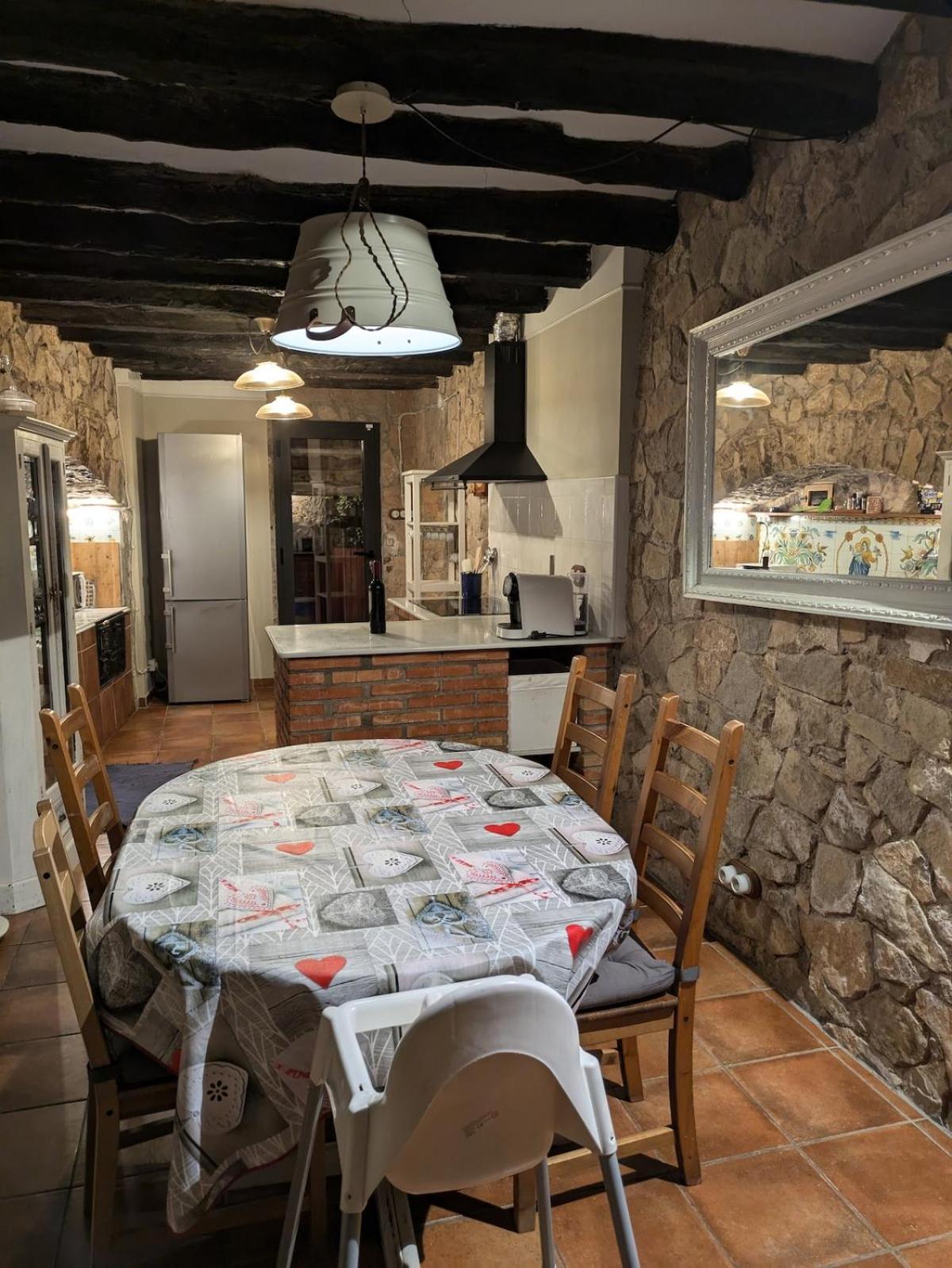 Masia Cal Millas - Turisme Rural Castellfullit de Riubregos Exterior foto